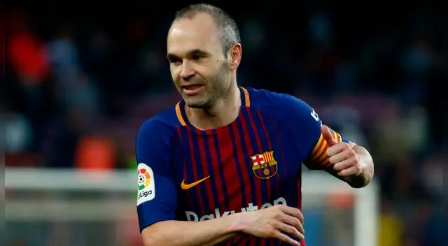 Andrés Iniesta debutó en el primer equipo de Barcelona en octubre del 2002. Andrés Iniesta debutó en el primer equipo de Barcelona en octubre del 2002.