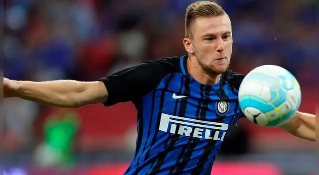 Milan Skriniar interesa bastante a Real Madrid y Barcelona para la siguiente temporada. Foto: EFE Milan Skriniar interesa bastante a Real Madrid y Barcelona para la siguiente temporada. Foto: EFE