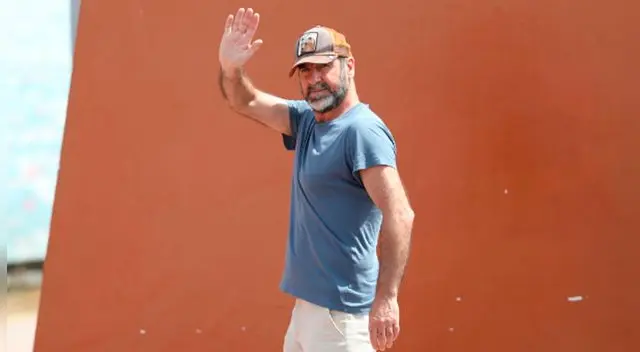 Éric Cantona disputó 185 partidos con la indumentaria del Manchester United, anotando 82 goles. Éric Cantona disputó 185 partidos con la indumentaria del Manchester United, anotando 82 goles.