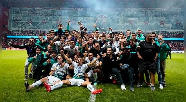 Santos Laguna se coronó campeón del Torneo Clausura 2018 tras empatar 1-1 ante Toluca Santos Laguna se coronó campeón del Torneo Clausura 2018 tras empatar 1-1 ante Toluca