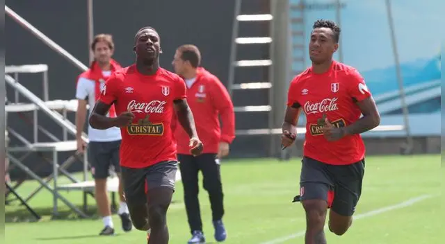 Luis Advíncula indica que en la Selección Peruana todos "están matándose" para quedar en la lista final. Luis Advíncula indica que en la Selección Peruana todos "están matándose" para quedar en la lista final.