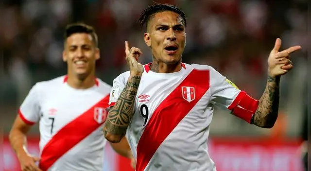 Paolo Guerrero recibe el respaldo de José Luis Chilavert.