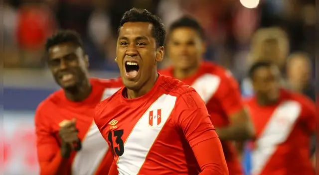 Renato Tapia se perdió la Copa América del 2015 por lesión. Renato Tapia se perdió la Copa América del 2015 por lesión.
