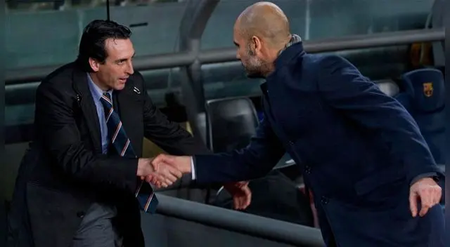 Unai Emery recibe el saludo de Pep Guardiola.