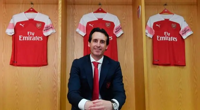Unai Emery y su 'espanglish' en conferencia de prensa. Unai Emery y su 'espanglish' en conferencia de prensa.