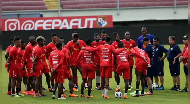 Paolo Guerrero recibe el respaldo de Panamá para que juegue el Mundial de Rusia 2018 Paolo Guerrero recibe el respaldo de Panamá para que juegue el Mundial de Rusia 2018