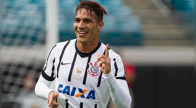 Paolo Guerrero recibe reconocimiento del Corinthians a tres años de su salida del club Paolo Guerrero recibe reconocimiento del Corinthians a tres años de su salida del club