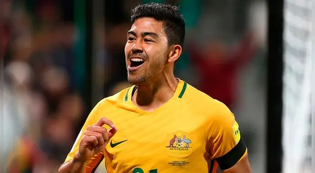 Massimo Luongo celebra un gol con la selección de Australia. Massimo Luongo celebra un gol con la selección de Australia.