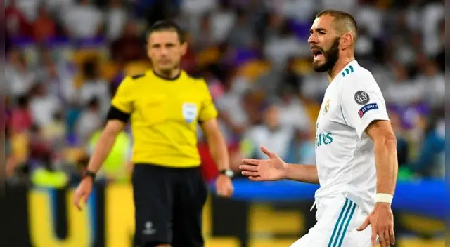 Karim Benzema anotó el primer gol pero se lo anularon por offside. Foto: EFE Karim Benzema anotó el primer gol pero se lo anularon por offside. Foto: EFE