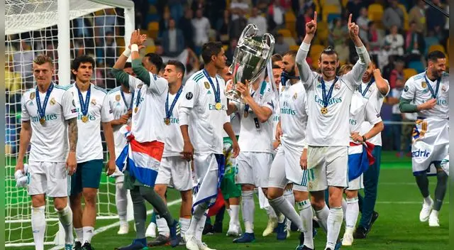 Barcelona felicitó al Real Madrid por su victoria de este sábado en la final de la Liga de Campeones ante el Liverpool (3-1). Barcelona felicitó al Real Madrid por su victoria de este sábado en la final de la Liga de Campeones ante el Liverpool (3-1).