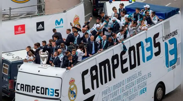 Plantel del Real Madrid fue ovacionado por sus hinchas Plantel del Real Madrid fue ovacionado por sus hinchas