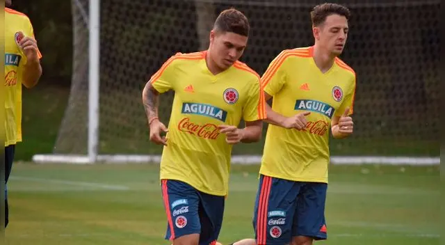 Jugadores colombianos durante el primer entrenamiento en Italia. Jugadores colombianos durante el primer entrenamiento en Italia.