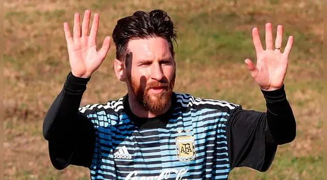 Messi durante el entrenamiento del domingo en Buenos Aires.