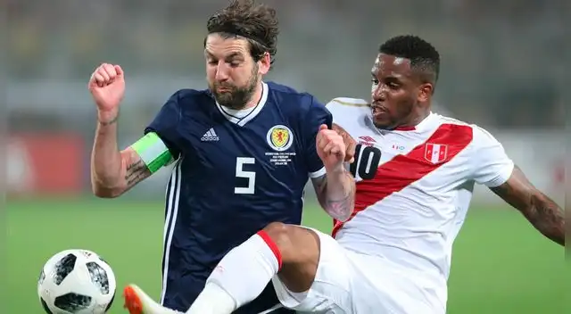 Los medios escoceses alabaron a la selección peruana. Foto: EFE Los medios escoceses alabaron a la selección peruana. Foto: EFE
