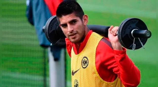Carlos Zambrano publicó mensaje por habilitación a Paolo Guerrero Carlos Zambrano publicó mensaje por habilitación a Paolo Guerrero