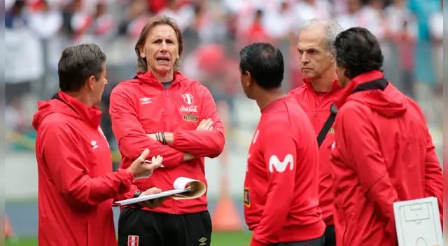 Ricarco Gareca tiene la dura tarea de sacar otro jugador de su lista de convocados. Ricarco Gareca tiene la dura tarea de sacar otro jugador de su lista de convocados.