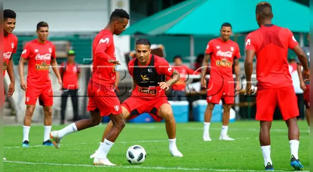Guerrero tuvo una destacada participación en su primera práctica con la selección peruana en Austria. Foto: Hugo Díaz Guerrero tuvo una destacada participación en su primera práctica con la selección peruana en Austria. Foto: Hugo Díaz