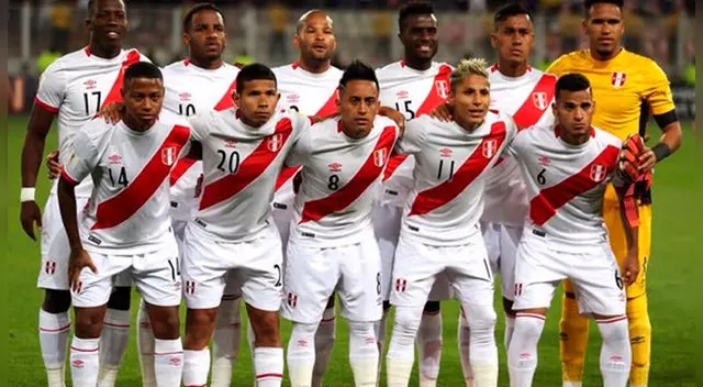 Himno peruano se cantó a todo pulmón en Austria. Foto: EFE