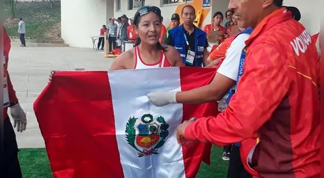 Inés Melchor consiguió la medalla de Oro en la carrera de 10 000 metros planos. Inés Melchor consiguió la medalla de Oro en la carrera de 10 000 metros planos.