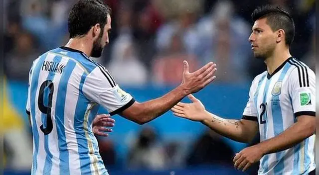 Agüero le está ganando la 'pulseada' a Higuaín. Agüero le está ganando la 'pulseada' a Higuaín.