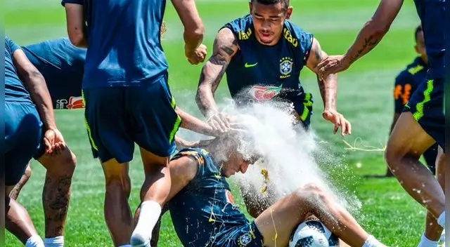 Coutinho: Cumpleaños del pequeño mago brasileño con huevos y harina Coutinho: Cumpleaños del pequeño mago brasileño con huevos y harina