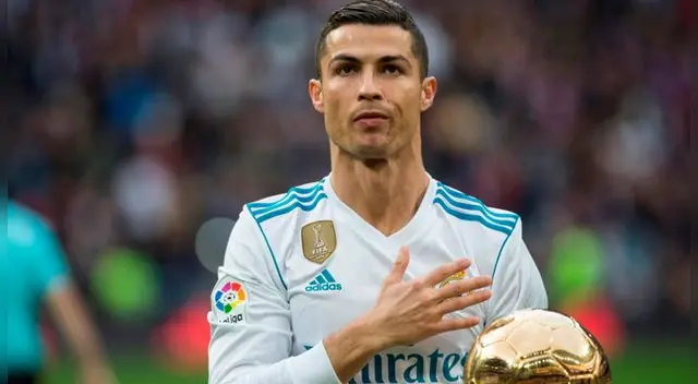 Cristiano Ronaldo señala a Mohamed Salah como candidato al Balón de Oro  