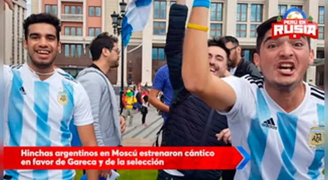 Hinchas argentinos dedican cánticos a la selección nacional y a Ricardo Gareca Hinchas argentinos dedican cánticos a la selección nacional y a Ricardo Gareca