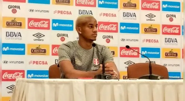 Carrillo declara en conferencia de prensa.