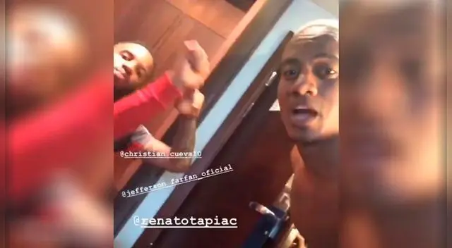 André Carrillo celebró su cumpleaños en el vestuario. André Carrillo celebró su cumpleaños en el vestuario.