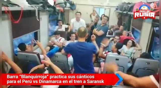 Barra "Blanquirroja" practica sus cánticos para el Perú vs Dinamarca en el tren a Saransk.