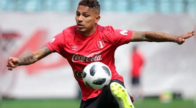 Selección Peruana: Los trabajos de definición de Paolo Guerrero en el entrenamiento de Perú Selección Peruana: Los trabajos de definición de Paolo Guerrero en el entrenamiento de Perú