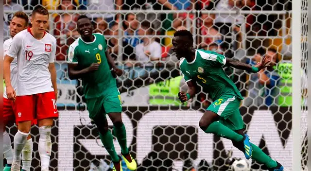 Senegal se puso arriba en el marcador gracias a un autogol del futbolista polaco, Thiago Rangel Cionek. Senegal se puso arriba en el marcador gracias a un autogol del futbolista polaco, Thiago Rangel Cionek.