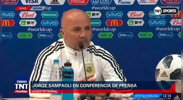 Jorge Sampaoli: "Messi es un prócer como lo fue Maradona en su momento" Jorge Sampaoli: "Messi es un prócer como lo fue Maradona en su momento"