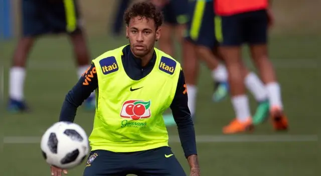 Neymar quedó en deuda frente a Suiza, los hinchas 'cariocas' esperan más de él en Rusia 2018. Neymar quedó en deuda frente a Suiza, los hinchas 'cariocas' esperan más de él en Rusia 2018.
