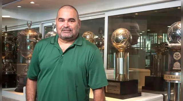 José Luis Chilavert mandó un emotivo mensaje a la selección peruana. Foto: EFE José Luis Chilavert mandó un emotivo mensaje a la selección peruana. Foto: EFE