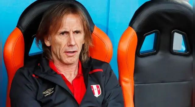 Ricardo Gareca, en el banquillo de la Selección Peruana.