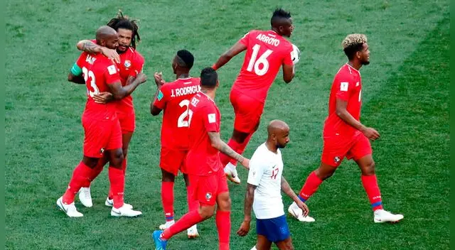 Felipe Baloy convierte el primer gol de Panamá en los Mundiales | Video