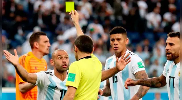 Argentina vs Nigeria: Javier Mascherano comete penal a Leon Balogun [VIDEO]