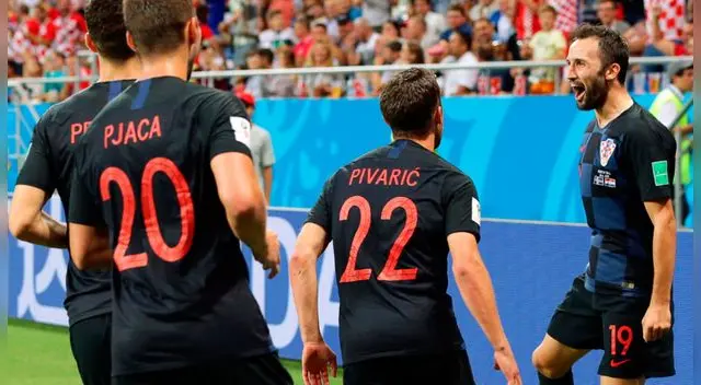 Croacia logró su tercer triunfo consecutivo y se quedó con el liderato del Grupo D.