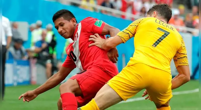 Edison Flores asegura que el grupo quiere que Ricardo Gareca se quede. Foto: EFE Edison Flores asegura que el grupo quiere que Ricardo Gareca se quede. Foto: EFE