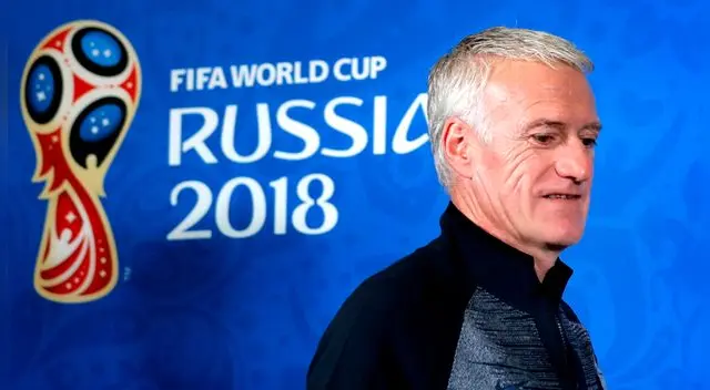 Didier Deschamps le 'tiró' flores que a Lionel Messi.