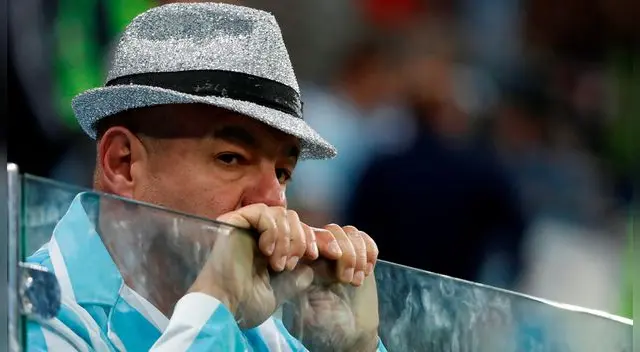 Aficionado pensó que la albiceleste cerraría la primera fase como líder de su grupo. Aficionado pensó que la albiceleste cerraría la primera fase como líder de su grupo.