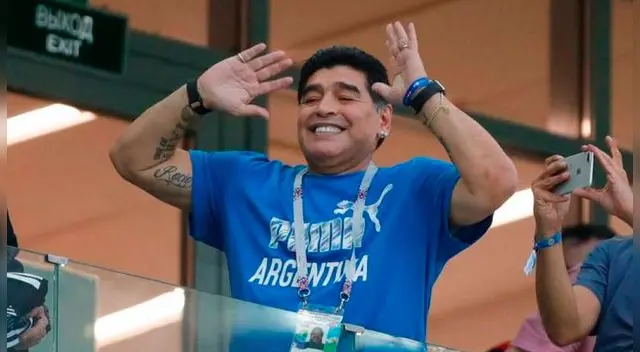 FIFA paga 13 mil dólares a Diego Armando Maradona por cada aparición en el Mundial Rusia 2018 FIFA paga 13 mil dólares a Diego Armando Maradona por cada aparición en el Mundial Rusia 2018