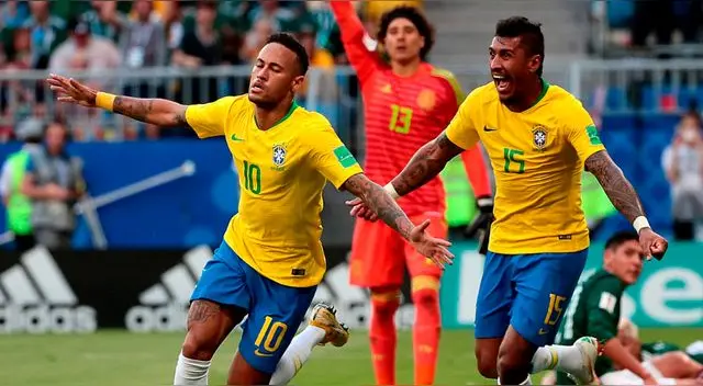 Neymar celebra el gol que acercó la clasificación de Brasil para los cuartos de final del Mundial Rusia 2018