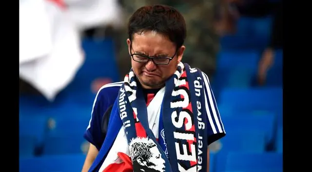 Hinchas de Japón quedaron desconsolados tras perder 3-2 con Bélgica en Mundial Rusia 2018. Foto: BBC Hinchas de Japón quedaron desconsolados tras perder 3-2 con Bélgica en Mundial Rusia 2018. Foto: BBC