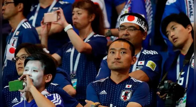 Hinchas de Japón quedaron desconsolados tras perder 3-2 con Bélgica en Mundial Rusia 2018. Foto: EFE Hinchas de Japón quedaron desconsolados tras perder 3-2 con Bélgica en Mundial Rusia 2018. Foto: EFE