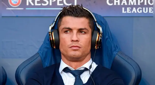 Cristiano Ronaldo podría escuchar una oferta del Manchester United a pesar de tener todo arreglado con Juventus. Foto: EFE Cristiano Ronaldo podría escuchar una oferta del Manchester United a pesar de tener todo arreglado con Juventus. Foto: EFE
