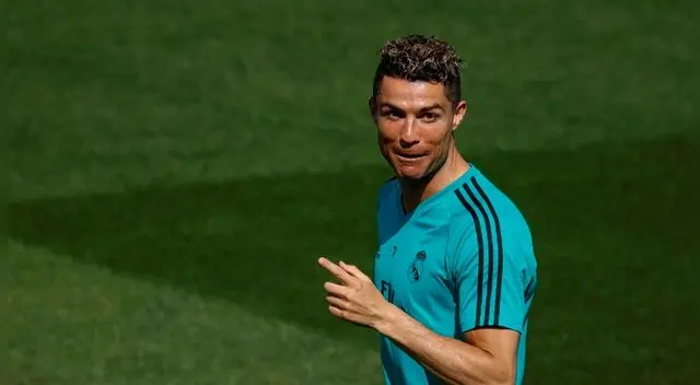 Cristiano Ronaldo se encuentra de vacaciones en Grecia. Cristiano Ronaldo se encuentra de vacaciones en Grecia.