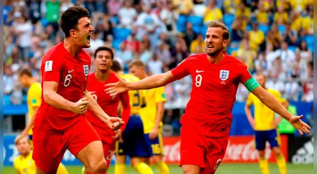 Harry Maguire y Harry Kane celebran el primer tanto del partido. Foto: EFE
