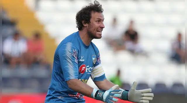 Salomón Libman, durante su etapa en Sport Rosario.